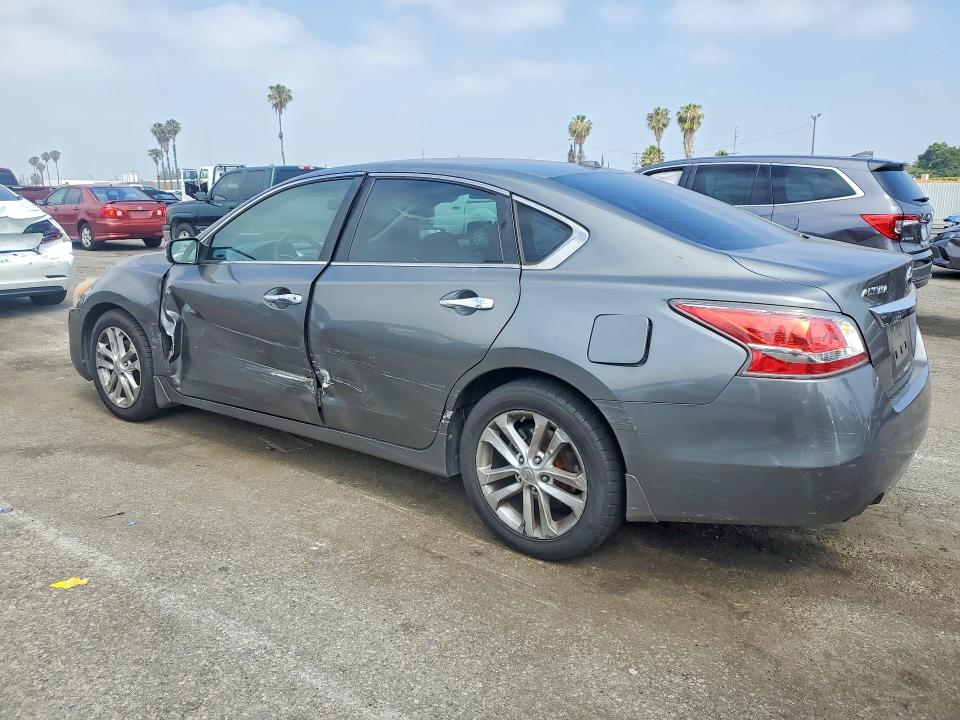 Продаж на аукціоні авто 2015 Nissan Altima, vin: 1N4AL3AP4FC270242, номер лоту: 52949686