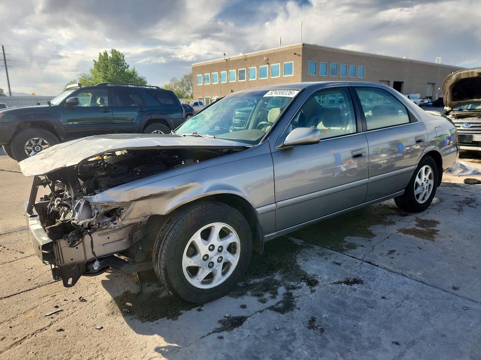 2000 Toyota Camry მანქანა იყიდება აუქციონზე, vin: 4T1BF28K2YU103641, აუქციონის ნომერი: 52459226