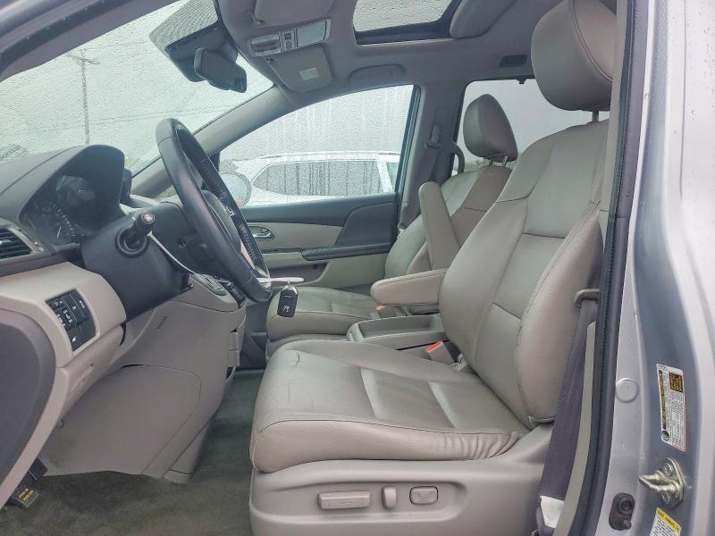 52720156 :رقم المزاد ، 5FNRL5H60GB132322 vin ، 2016 Honda Odyssey مزاد بيع