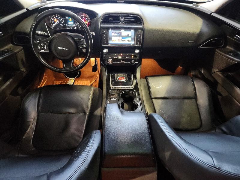 Продаж на аукціоні авто 2017 Jaguar Xe, vin: SAJAR4BG7HA978837, номер лоту: 52924966