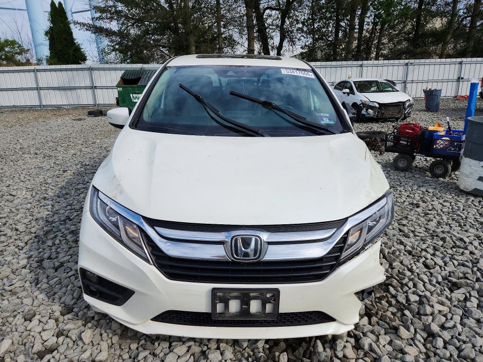 53417606 :رقم المزاد ، 5FNRL6H71JB014415 vin ، 2018 Honda Odyssey مزاد بيع