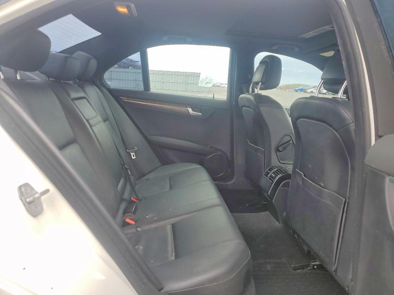 52827856 :رقم المزاد ، WDDGF8BB7BA487792 vin ، 2011 Mercedes-benz C مزاد بيع