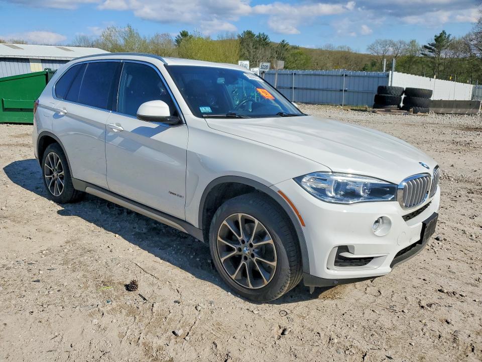 52846816 :رقم المزاد ، 5UXKR0C5XJ0X84399 vin ، 2018 Bmw X5 مزاد بيع