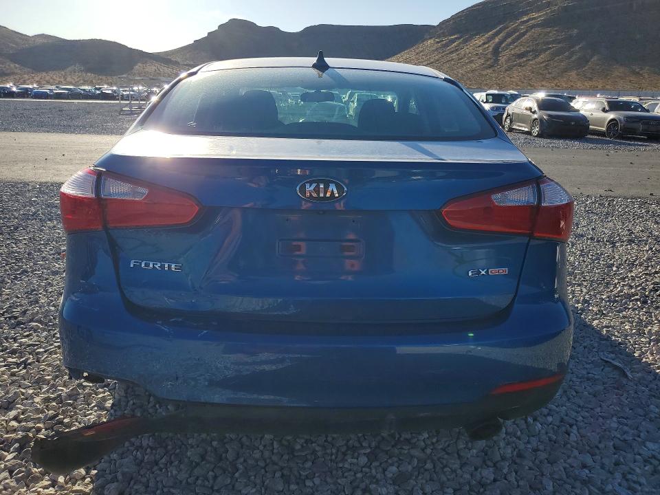 2014 Kia Forte მანქანა იყიდება აუქციონზე, vin: KNAFX4A80E5112421, აუქციონის ნომერი: 52860606