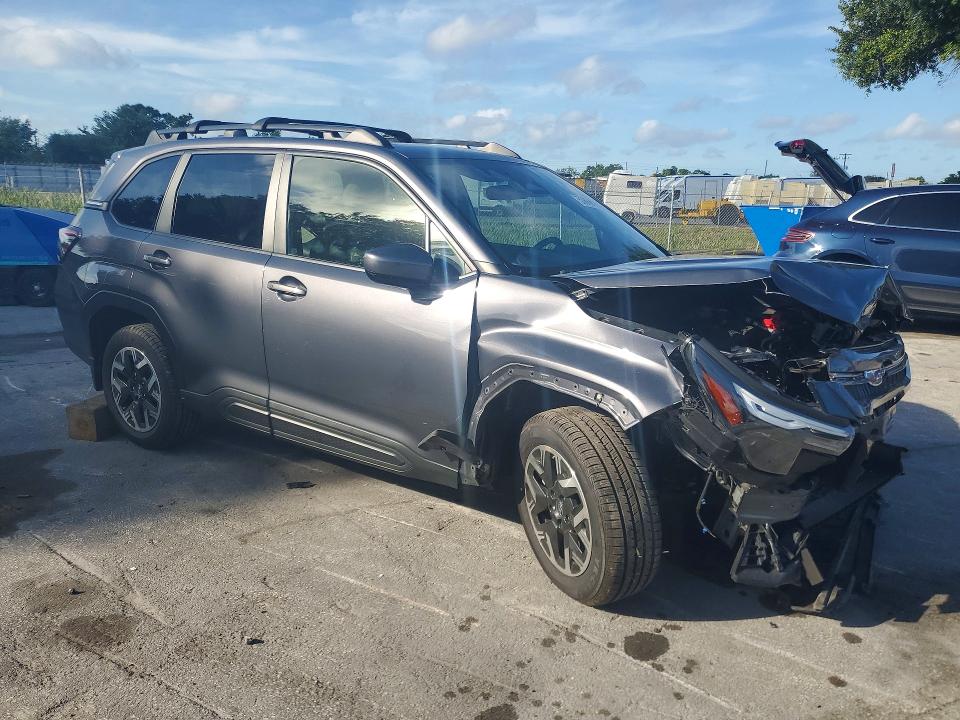 2025 Subaru Forester მანქანა იყიდება აუქციონზე, vin: JF2SLDDC4SH462188, აუქციონის ნომერი: 53668626