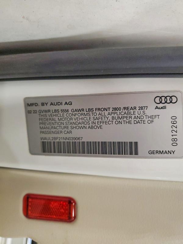 52612146 :رقم المزاد ، WAUL2BF21NN039067 vin ، 2022 Audi A6 مزاد بيع