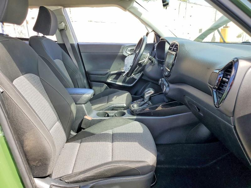 2020 Kia Soul მანქანა იყიდება აუქციონზე, vin: KNDJ33AU1L7088289, აუქციონის ნომერი: 53393896
