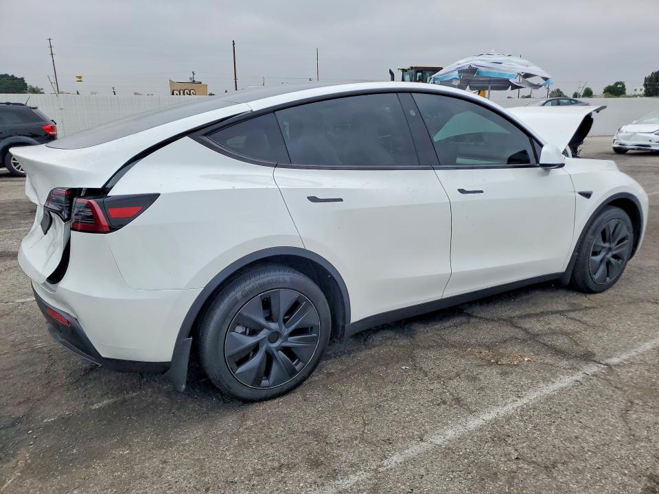 53589256 :رقم المزاد ، 7SAYGDED4RF204478 vin ، 2024 Tesla Model Y مزاد بيع