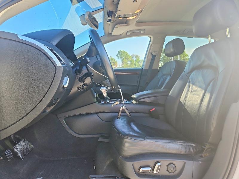 Продажа на аукционе авто 2015 Audi Q7, vin: WA1LGAFE4FD023598, номер лота: 52999256
