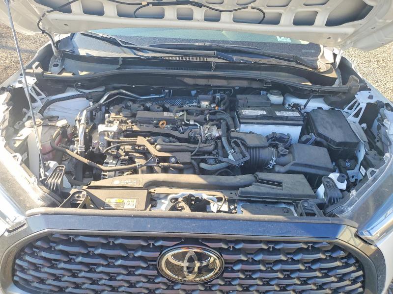 52393806 :رقم المزاد ، 7MUBAABG7NV013280 vin ، 2022 Toyota Corolla Cross مزاد بيع