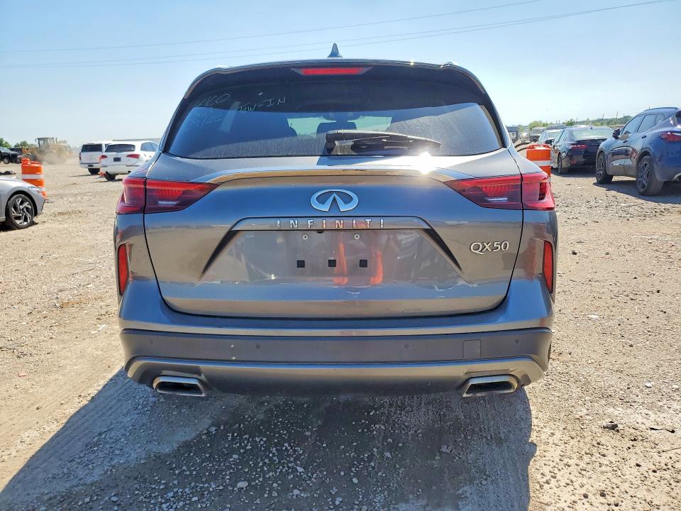 53366076 :رقم المزاد ، 3PCAJ5BA2MF102329 vin ، 2021 Infiniti Qx50 مزاد بيع