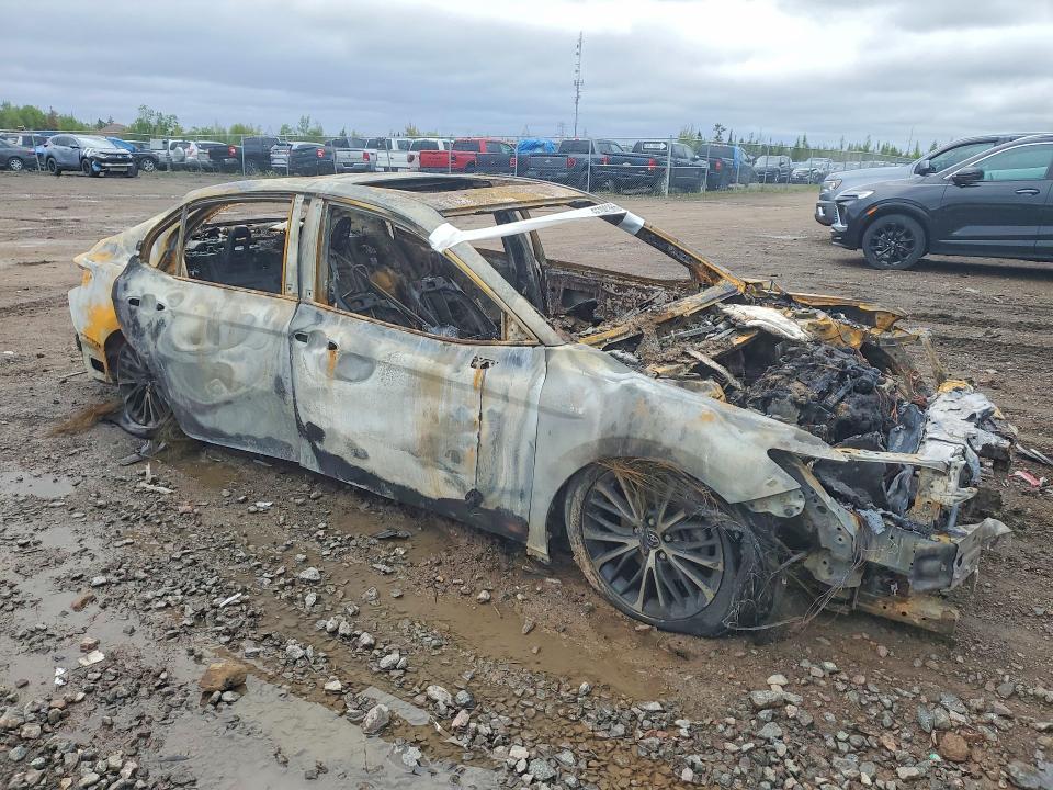 55390366 :رقم المزاد ، 4T1B21HK7LU522647 vin ، 2020 Toyota Camry Hybrid مزاد بيع