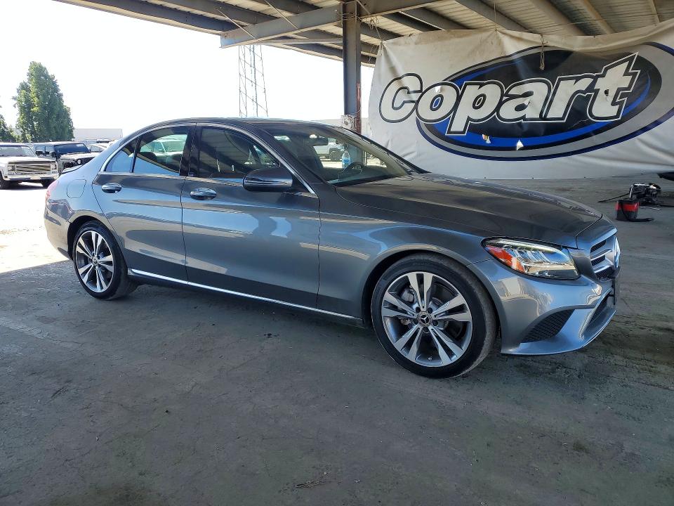 53957366 :رقم المزاد ، W1KWF8DB5MR650405 vin ، 2021 Mercedes-benz C مزاد بيع