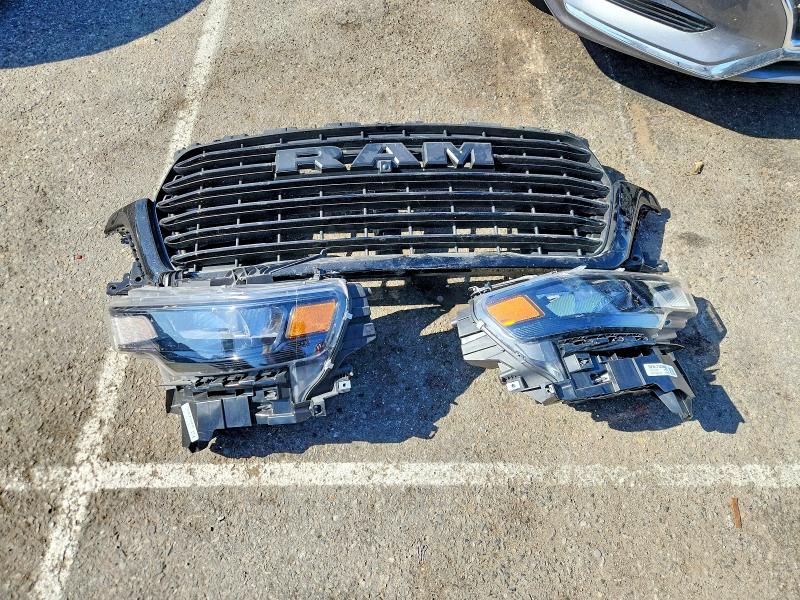 Продажа на аукционе авто 2026 Ram 1500, vin: 1C6SRFJP2TN196356, номер лота: 52960196