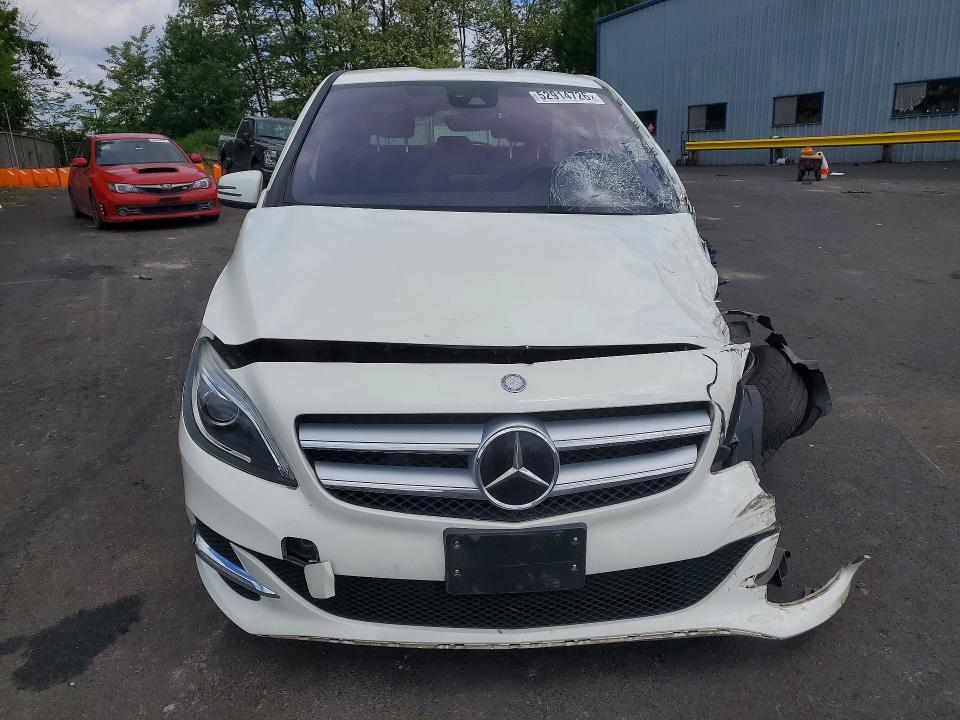 52914726 :رقم المزاد ، WDDVP9ABXGJ010650 vin ، 2016 Mercedes-benz B مزاد بيع