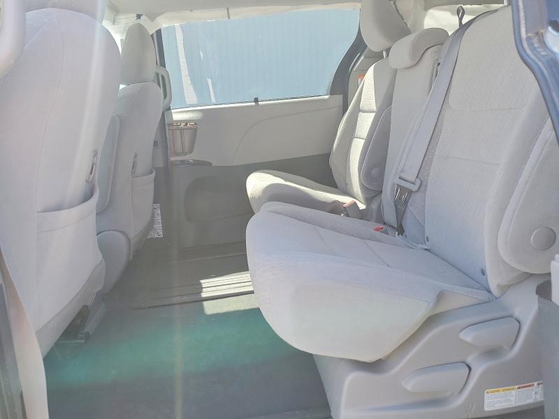 53041546 :رقم المزاد ، 5TDKZ3DC6LS032960 vin ، 2020 Toyota Sienna مزاد بيع