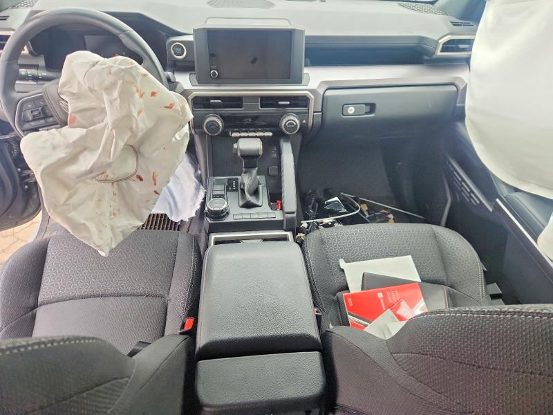 53226096 :رقم المزاد ، JTEVA5BR5S5067822 vin ، 2025 Toyota 4runner مزاد بيع