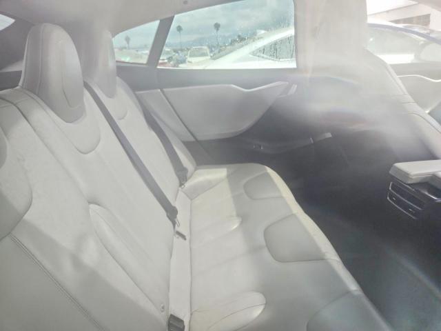 51072406 :رقم المزاد ، 5YJSA1E10GF125492 vin ، 2016 Tesla Model S مزاد بيع