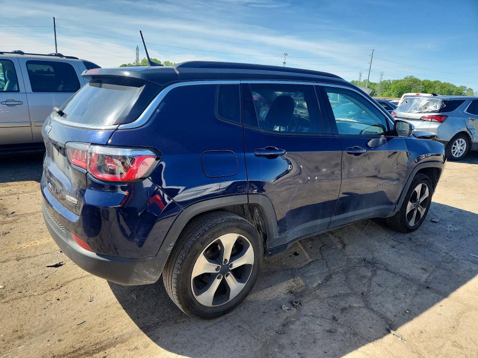 53966966 :رقم المزاد ، 3C4NJDBBXJT361300 vin ، 2018 Jeep Compass مزاد بيع