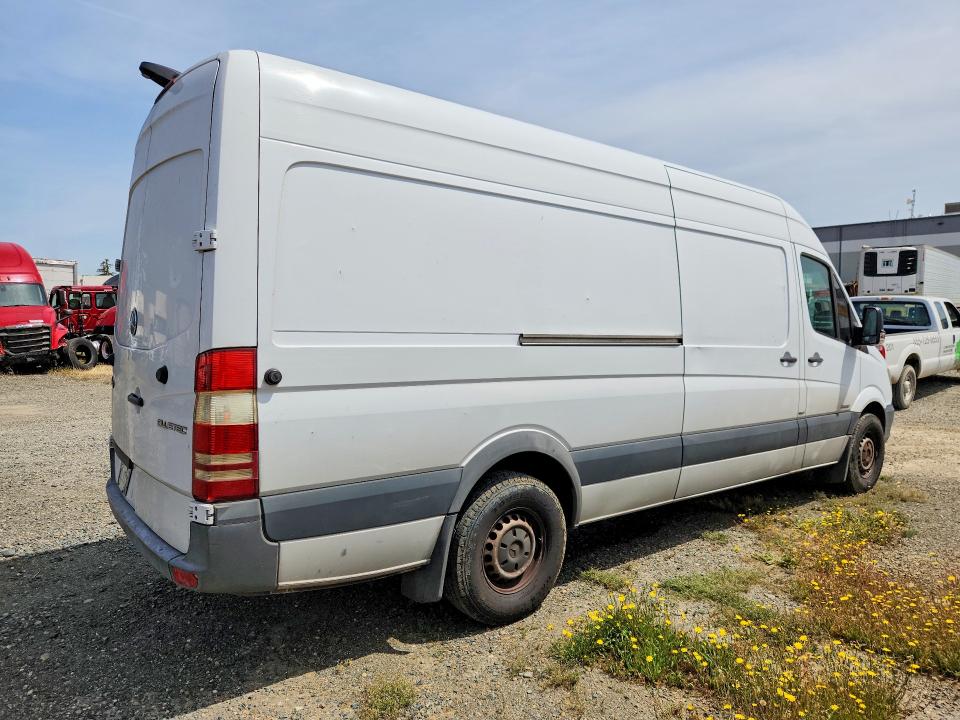 2016 Mercedes Benz Sprinter მანქანა იყიდება აუქციონზე, vin: WD3PE8CD8GP216171, აუქციონის ნომერი: 52250976