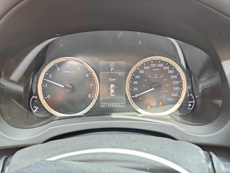 2014 Lexus Is მანქანა იყიდება აუქციონზე, vin: JTHCF1D26E5009033, აუქციონის ნომერი: 53883826