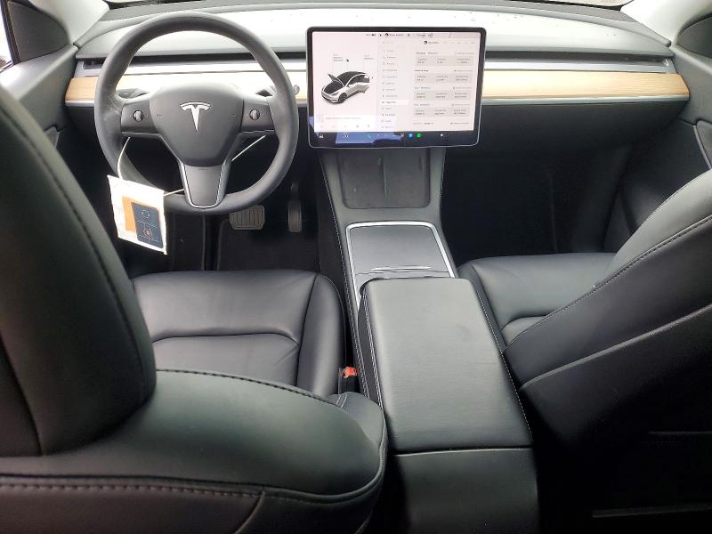 52705136 :رقم المزاد ، 5YJYGAEE0MF232081 vin ، 2021 Tesla Model Y مزاد بيع