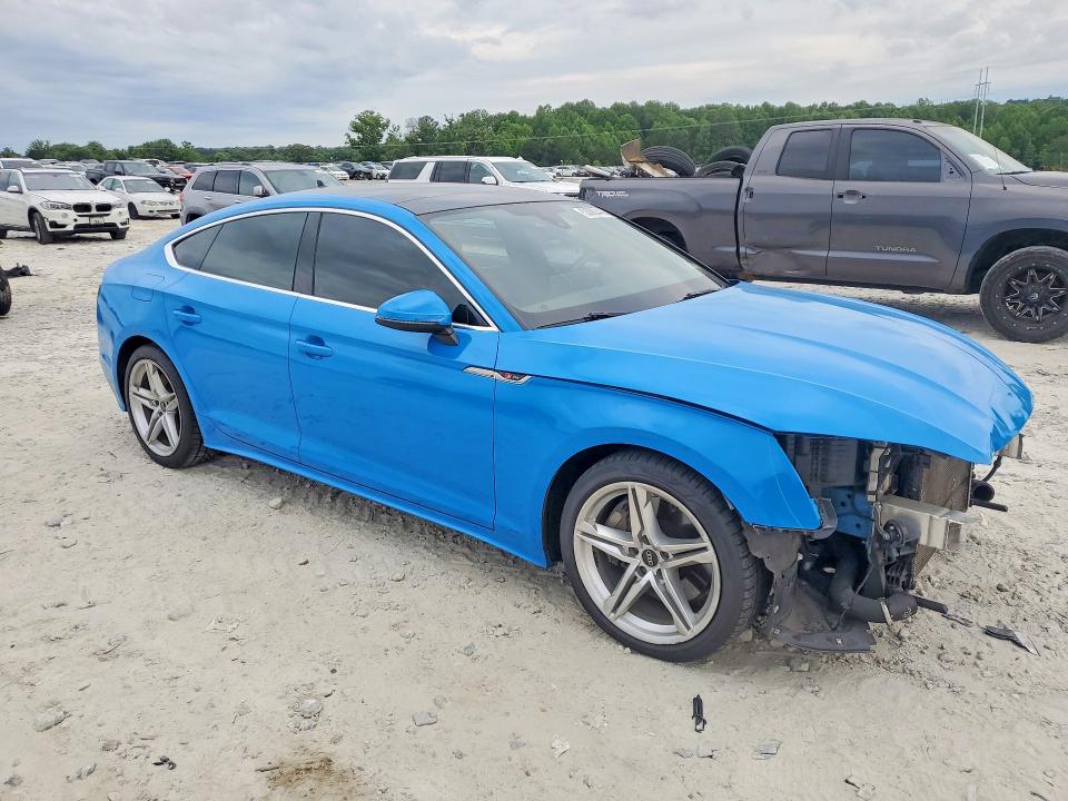 53080446 :رقم المزاد ، WAUDACF50MA058545 vin ، 2021 Audi A5 مزاد بيع