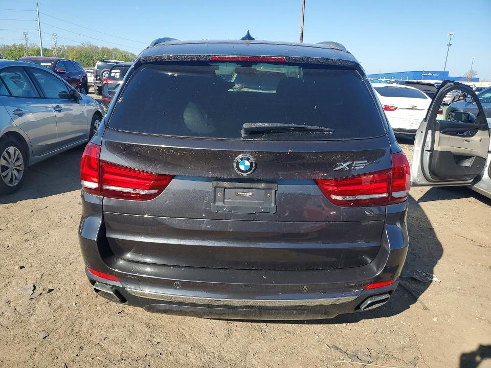 52813176 :رقم المزاد ، 5UXKT0C59J0V98354 vin ، 2018 Bmw X5 مزاد بيع
