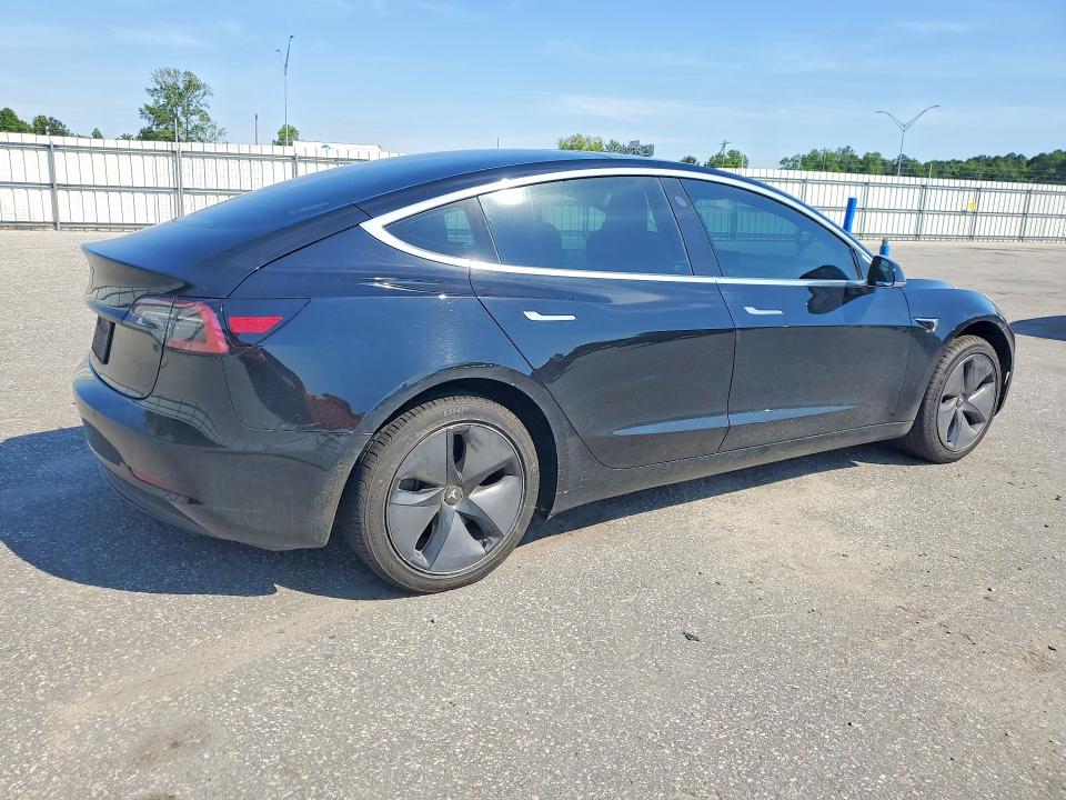 52172486 :رقم المزاد ، 5YJ3E1EA5KF305178 vin ، 2019 Tesla Model 3 مزاد بيع
