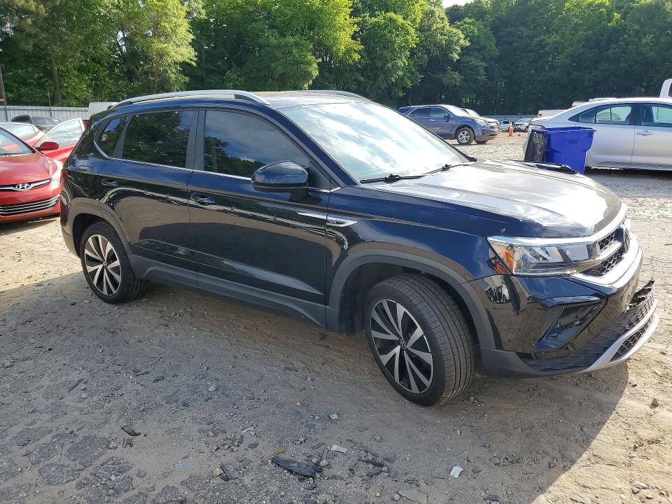 Продаж на аукціоні авто 2022 Volkswagen Taos, vin: 3VVTX7B28NM058301, номер лоту: 52921786