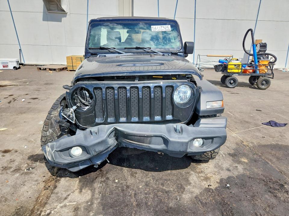 54117926 :رقم المزاد ، 1C4HJXDG7JW153280 vin ، 2018 Jeep Wrangler Unlimited مزاد بيع