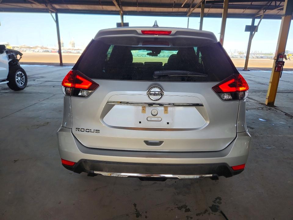 53669516 :رقم المزاد ، 5N1AT2MTXLC812688 vin ، 2020 Nissan Rogue مزاد بيع