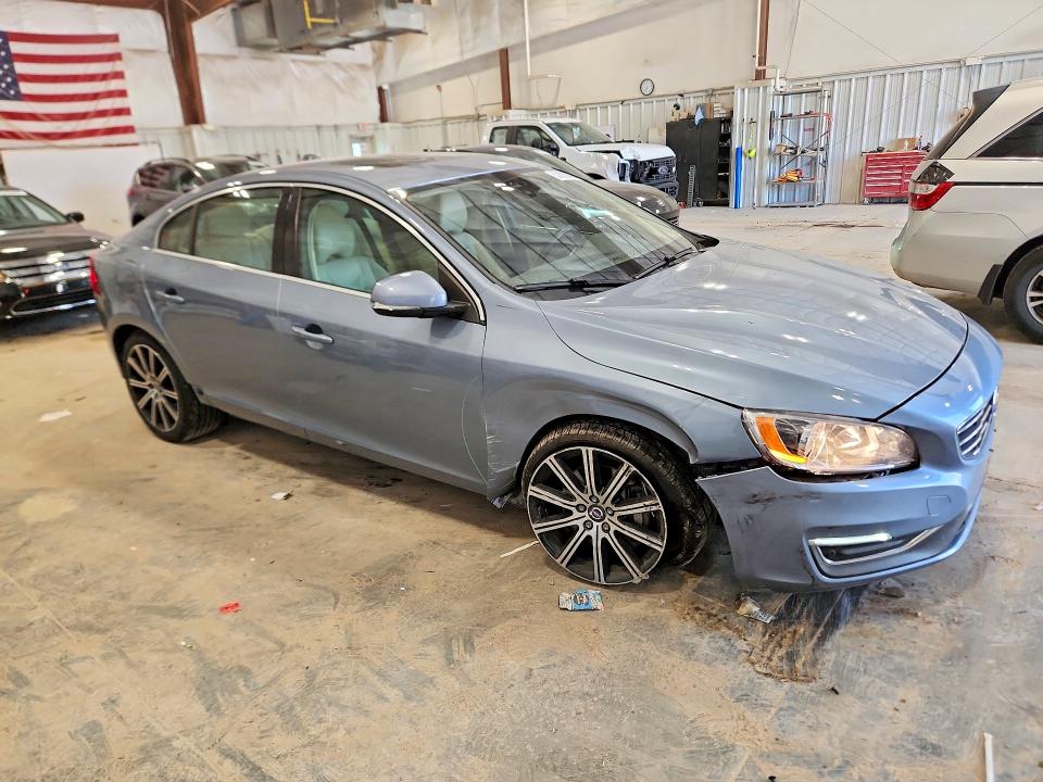 Продаж на аукціоні авто 2018 Volvo S60, vin: LYV402TK7JB173030, номер лоту: 52823506