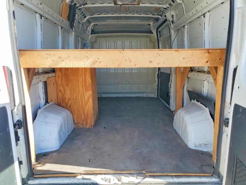 52188576 :رقم المزاد ، 3C6TRVDDXFE501613 vin ، 2015 Ram Promaster 2500 مزاد بيع
