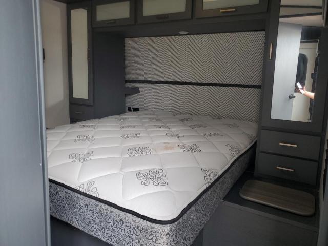53759376 :رقم المزاد ، 4YDTBLL26NT434965 vin ، 2022 Keystone Rv Bullet مزاد بيع