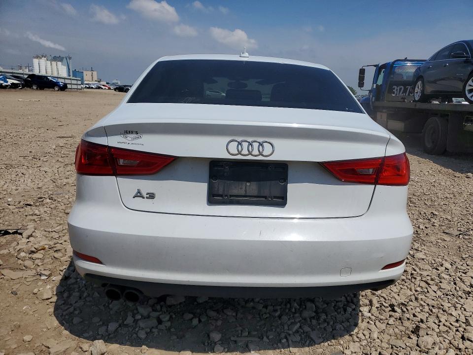 2015 Audi A3 მანქანა იყიდება აუქციონზე, vin: WAUACGFF8F1010632, აუქციონის ნომერი: 54454636