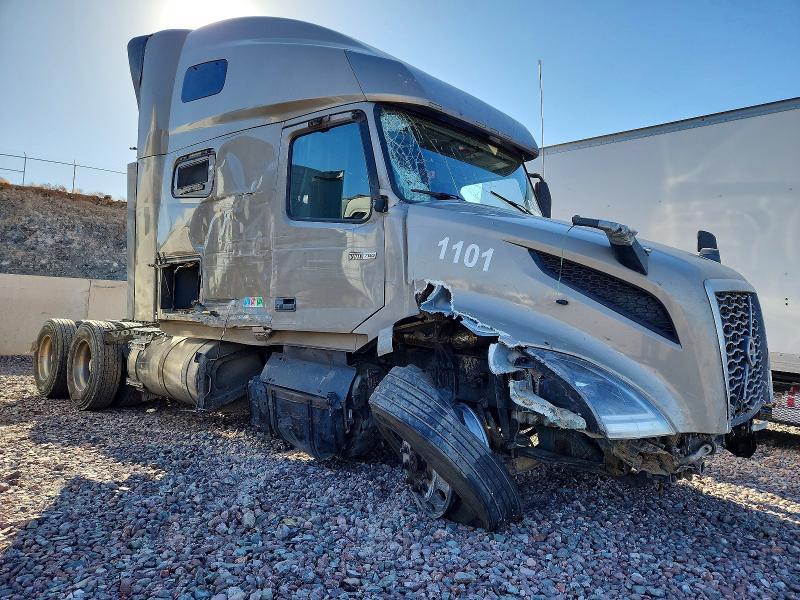 Продаж на аукціоні авто 2020 Volvo Vnl, vin: 4V4NC9EH6LN204961, номер лоту: 53578276