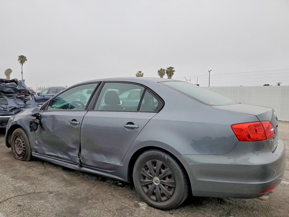 53464466 :رقم المزاد ، 3VW2K7AJ3EM405337 vin ، 2014 Volkswagen Jetta مزاد بيع