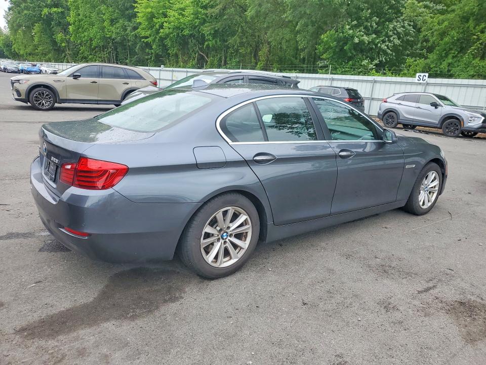 54429916 :رقم المزاد ، WBA5A7C57FG143804 vin ، 2015 Bmw 528 مزاد بيع