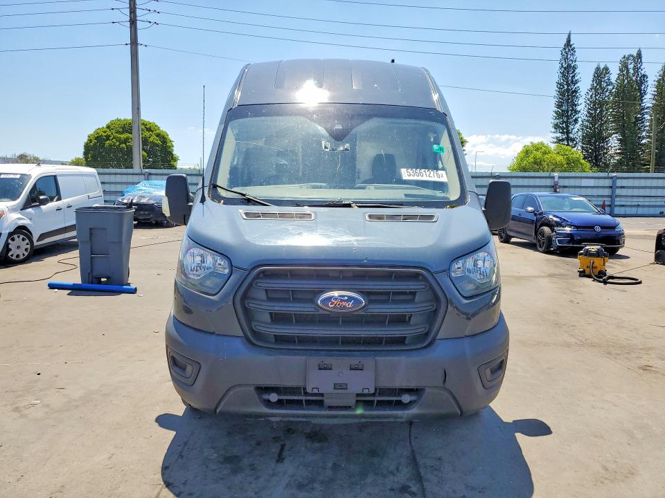 53661276 :رقم المزاد ، 1FTBR3X8XLKA72487 vin ، 2020 Ford Transit مزاد بيع