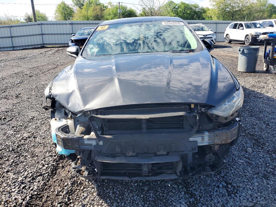52644936 :رقم المزاد ، 3FA6P0H71HR107003 vin ، 2017 Ford Fusion مزاد بيع