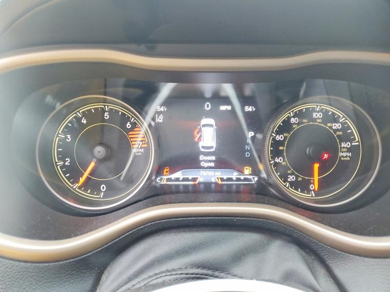 52699456 :رقم المزاد ، 1C4PJMDB2JD579646 vin ، 2018 Jeep Cherokee مزاد بيع