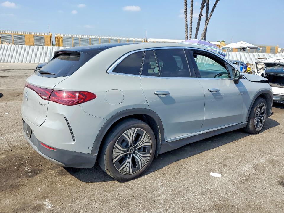 53943426 :رقم المزاد ، 4JGGM1CB4RA045922 vin ، 2024 Mercedes-benz Eqe Suv مزاد بيع