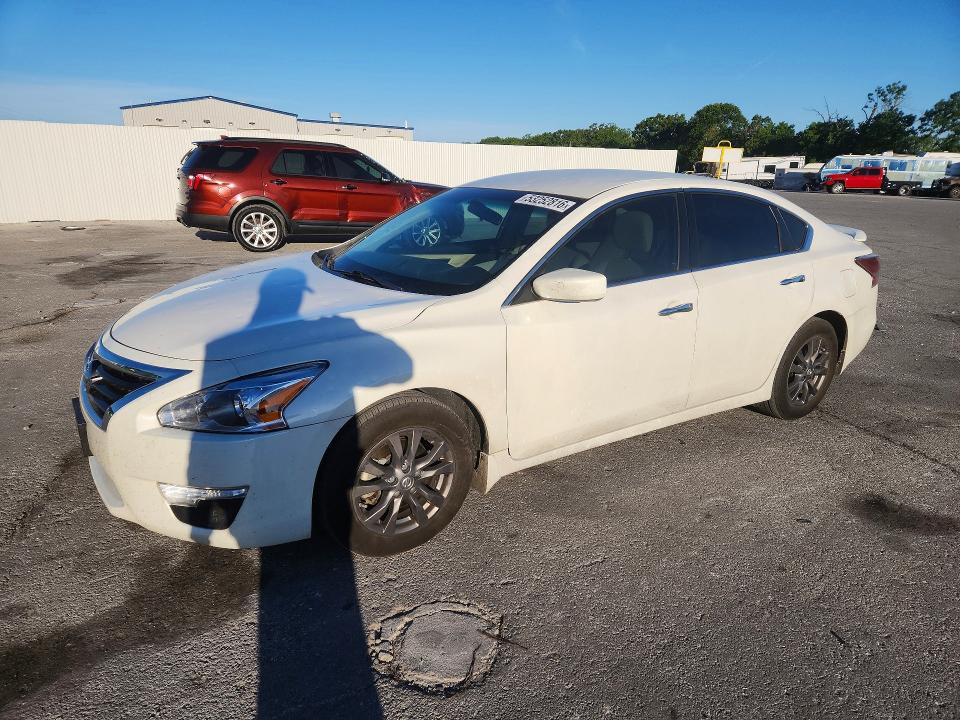 2015 Nissan Altima მანქანა იყიდება აუქციონზე, vin: 1N4AL3AP0FC416099, აუქციონის ნომერი: 53252816