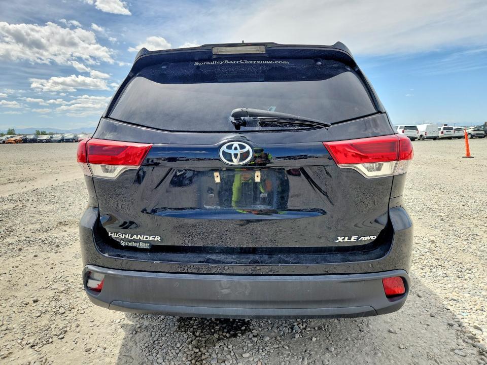 Продажа на аукционе авто 2019 Toyota Highlander, vin: 5TDJZRFH4KS619048, номер лота: 50787086
