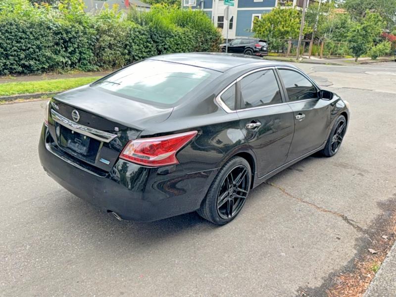 2013 Nissan Altima მანქანა იყიდება აუქციონზე, vin: 1N4AL3AP2DN572498, აუქციონის ნომერი: 55793246