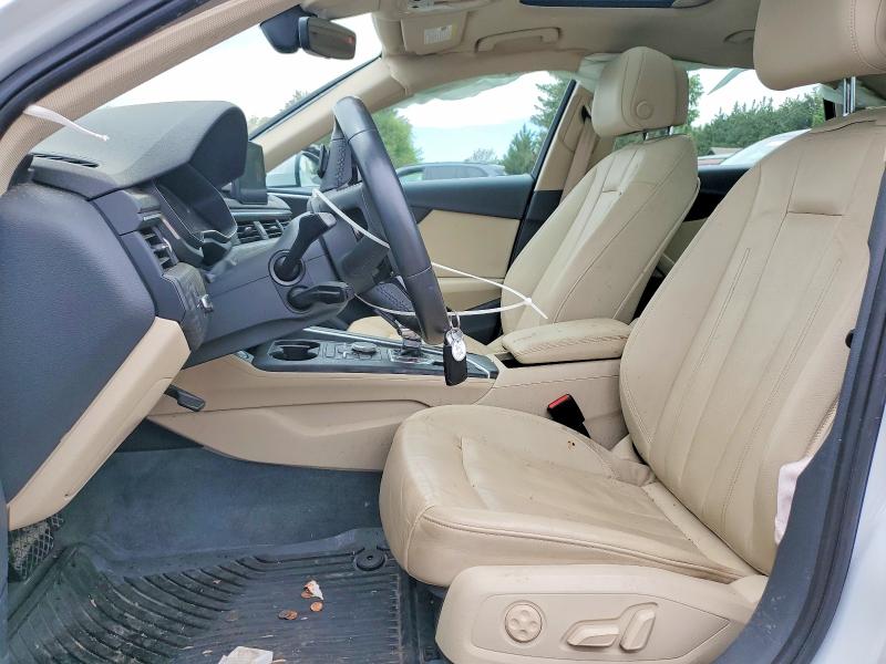 Продаж на аукціоні авто 2018 Audi A4, vin: WAUKMAF48JN012069, номер лоту: 53176736