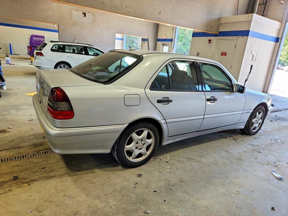 Продажа на аукционе авто 2000 Mercedes-benz C, vin: WDBHA24G1YA858021, номер лота: 55115156