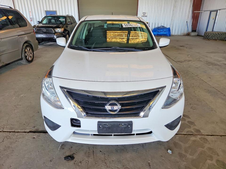 Продажа на аукционе авто 2015 Nissan Versa, vin: 3N1CN7AP8FL800921, номер лота: 53142186