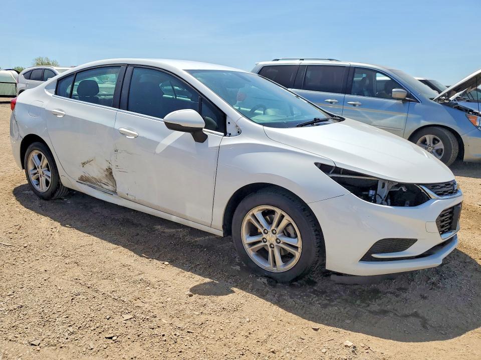53608976 :رقم المزاد ، 1G1BE5SM9H7232583 vin ، 2017 Chevrolet Cruze مزاد بيع